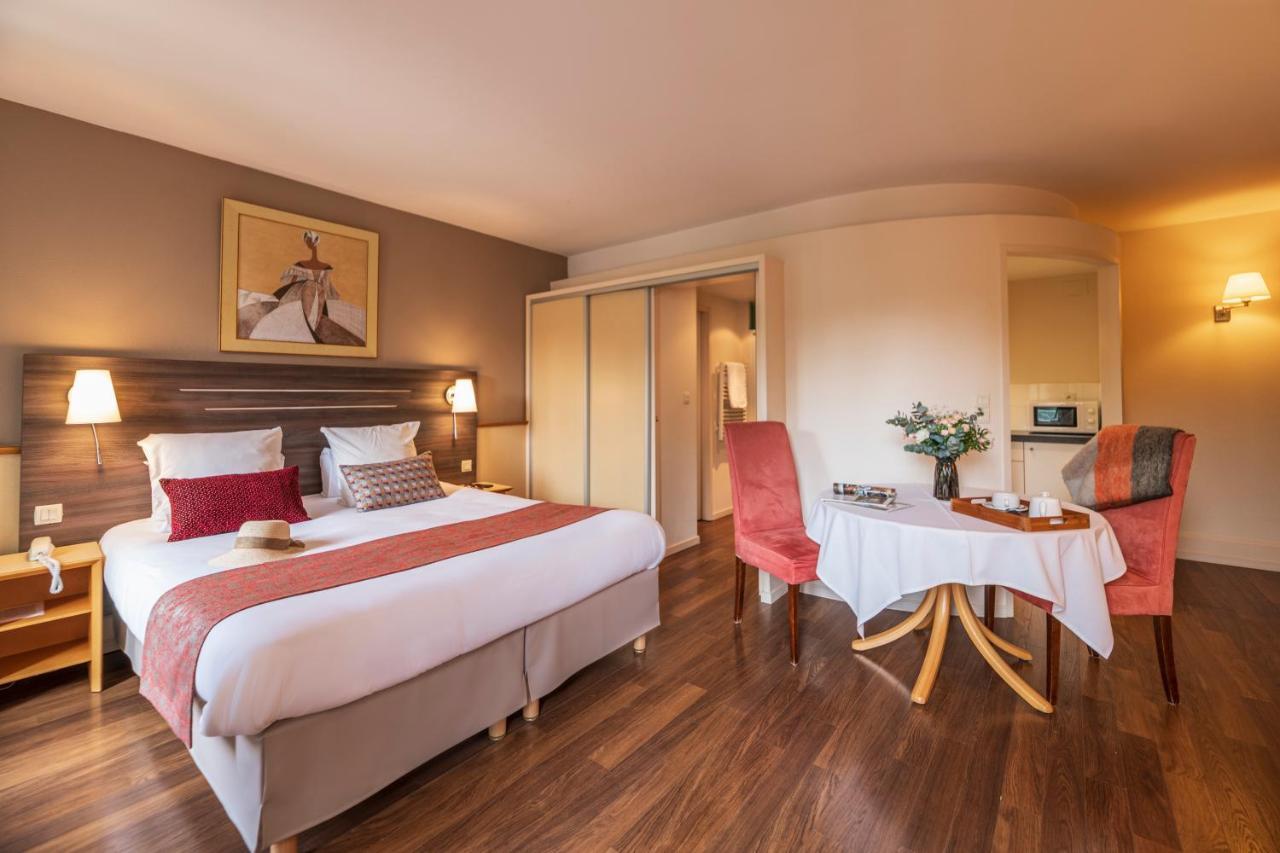 Hotel Cerise - Les Sources Luxeuil-Les-Bains Eksteriør billede