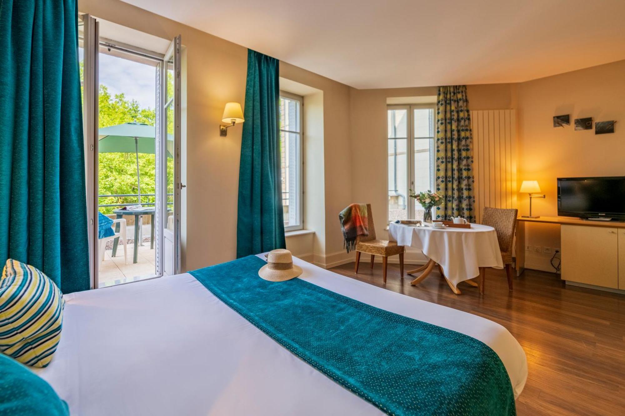 Hotel Cerise - Les Sources Luxeuil-Les-Bains Eksteriør billede