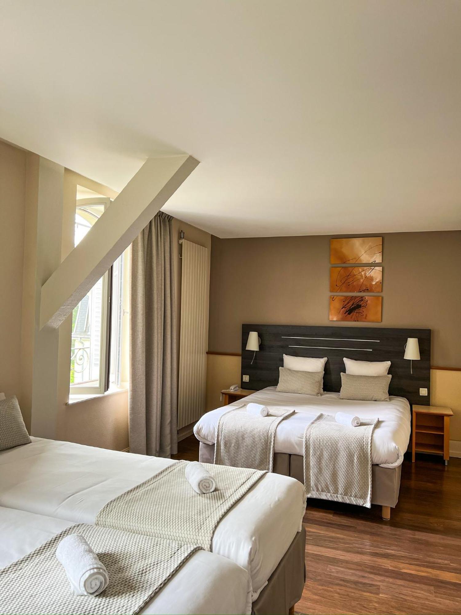 Hotel Cerise - Les Sources Luxeuil-Les-Bains Eksteriør billede